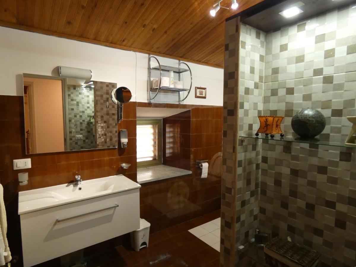Holiday House Appartement Santa Severina Buitenkant foto